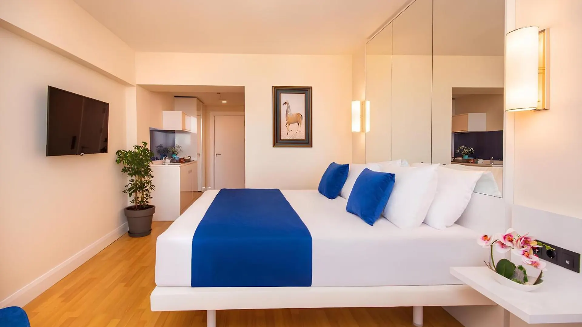 Πανσιόν Panorama In Orbi Complex City Center Suite Sea View Μπατούμι